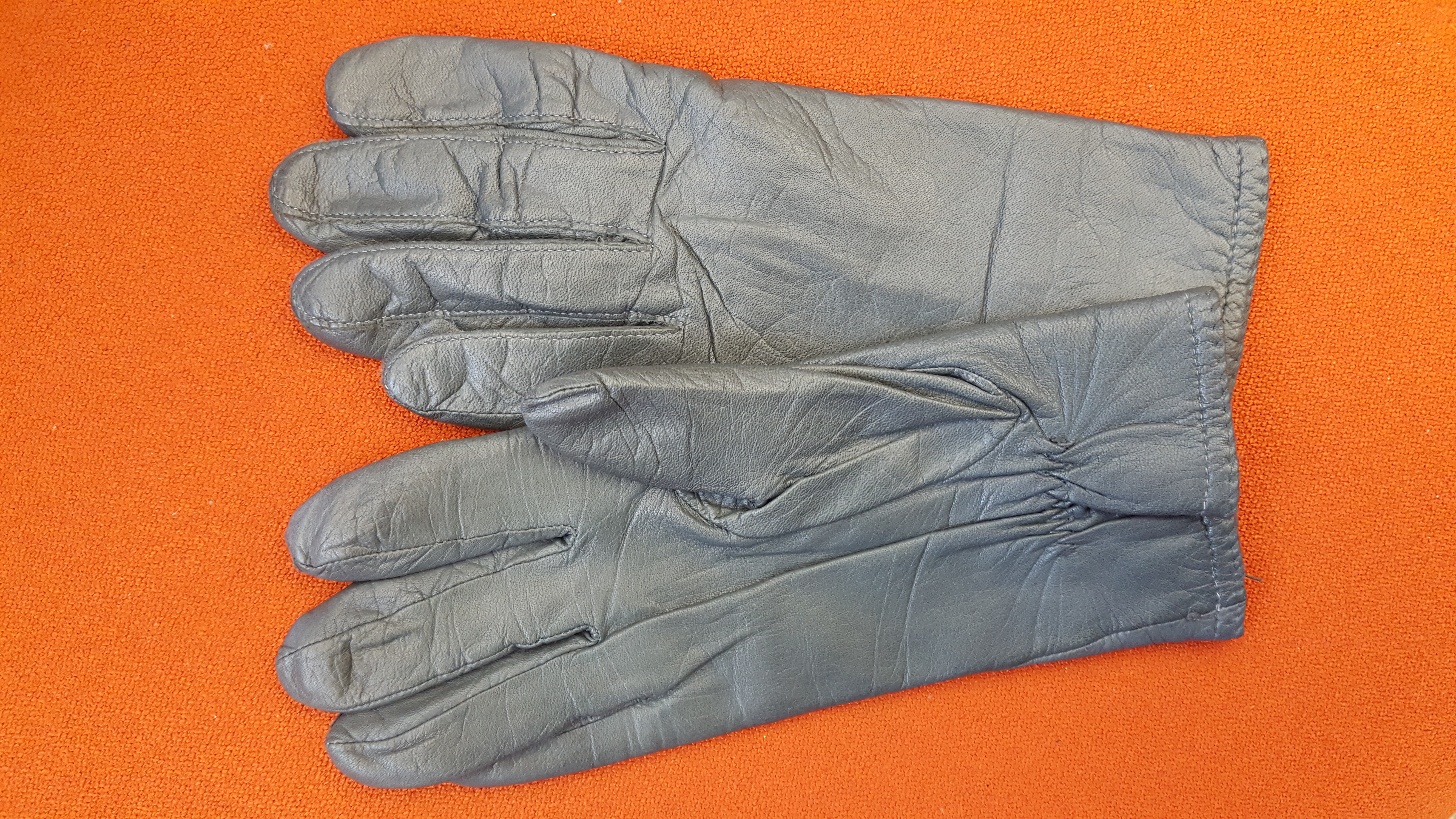 gray gloves